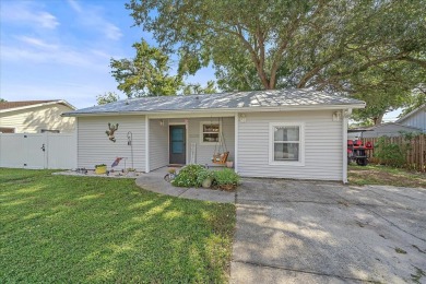Lake Sarasota POOL Home!!
Welcome to this three-bedroom on Bent Tree Country Club in Florida - for sale on GolfHomes.com, golf home, golf lot