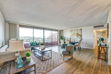 This condo is located in the popular SENIOR community of Laguna on Leisure Village Par 3 Golf Course in California - for sale on GolfHomes.com, golf home, golf lot