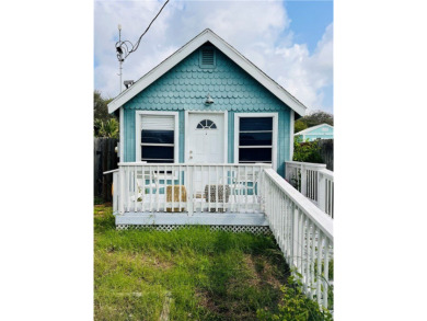 Discover a rare opportunity to own an investment property in on Rockport Country Club in Texas - for sale on GolfHomes.com, golf home, golf lot