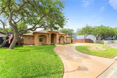 Charming Rockport Country Club Fairway Home! Welcome to this on Rockport Country Club in Texas - for sale on GolfHomes.com, golf home, golf lot