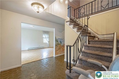 **MULTIPLE OFFERS. H DUE BY 12PM TUESDAY** Welcome to this on Shepherd Hills Golf Club in Pennsylvania - for sale on GolfHomes.com, golf home, golf lot