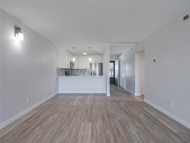 Scenic golf course views, completely remodeled. NEW: ceiling on Vista Plantation Golf Club in Florida - for sale on GolfHomes.com, golf home, golf lot