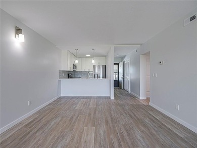 Scenic golf course views, completely remodeled. NEW: ceiling on Vista Plantation Golf Club in Florida - for sale on GolfHomes.com, golf home, golf lot