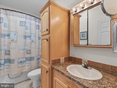 Welcome to your move-in ready retreat in the amenity-rich on The Peninsula Golf and Country Club in Delaware - for sale on GolfHomes.com, golf home, golf lot