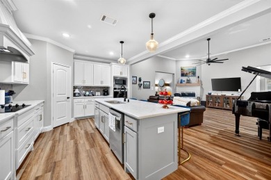 Stunning Lake Kiowa retreat with in ground pool and amazing on Lake Kiowa Golf Course in Texas - for sale on GolfHomes.com, golf home, golf lot