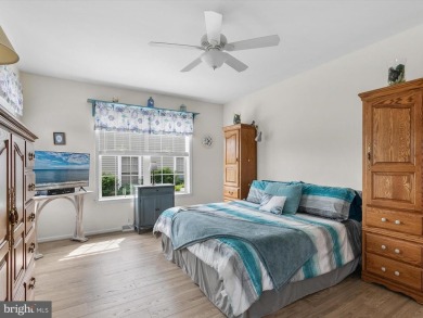 Welcome to your move-in ready retreat in the amenity-rich on The Peninsula Golf and Country Club in Delaware - for sale on GolfHomes.com, golf home, golf lot