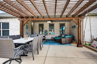 Stunning Lake Kiowa retreat with in ground pool and amazing on Lake Kiowa Golf Course in Texas - for sale on GolfHomes.com, golf home, golf lot