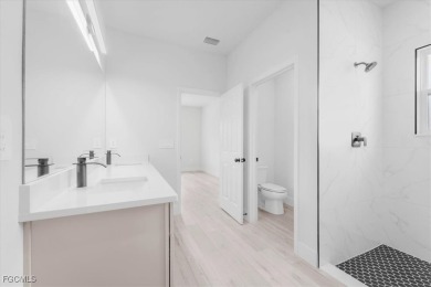 Beautiful New Construction in Sun 'N Lake - 4 Bedrooms, 3 Baths on Sun n Lake Golf and Country Club in Florida - for sale on GolfHomes.com, golf home, golf lot