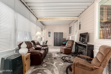 Beautifully maintained and fully furnished 1-bed, 1-bath home on Roadhaven Golf Course in Arizona - for sale on GolfHomes.com, golf home, golf lot