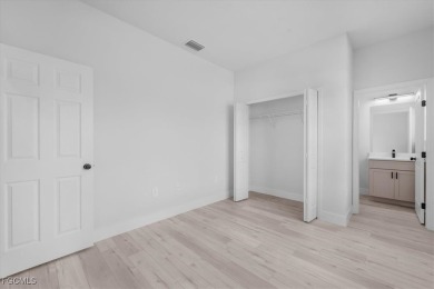 Beautiful New Construction in Sun 'N Lake - 4 Bedrooms, 3 Baths on Sun n Lake Golf and Country Club in Florida - for sale on GolfHomes.com, golf home, golf lot