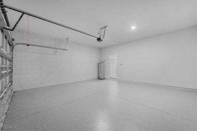 Beautiful New Construction in Sun 'N Lake - 4 Bedrooms, 3 Baths on Sun n Lake Golf and Country Club in Florida - for sale on GolfHomes.com, golf home, golf lot