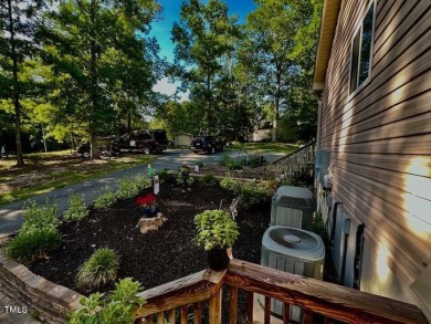 Spacious Contemporary home located in Kerr Lake Country Club on Kerr Lake Country Club in North Carolina - for sale on GolfHomes.com, golf home, golf lot