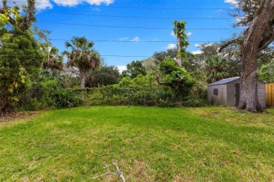 INVESTOR SPECIAL! CASH ONLY! NO SIGHT-UNSEEN OFFERS!

 on The Dunedin Country Club in Florida - for sale on GolfHomes.com, golf home, golf lot