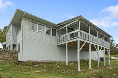 7.75-Acre Lakefront Vacation Rental + Event Space under on Lost Woods Golf Course in Missouri - for sale on GolfHomes.com, golf home, golf lot