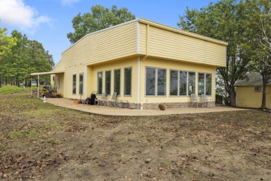 7.75-Acre Lakefront Vacation Rental + Event Space under on Lost Woods Golf Course in Missouri - for sale on GolfHomes.com, golf home, golf lot