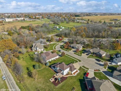 Spread out in this spacious 5 bedroom, 2-story home with a on Washington Golf and Country Club in Iowa - for sale on GolfHomes.com, golf home, golf lot