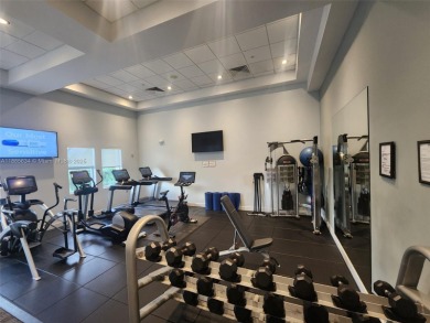 GREAT OPPORTUNITY IN PRICE AND LOCATION, IN THE HEART OF DORAL on Doral Golf Resort in Florida - for sale on GolfHomes.com, golf home, golf lot
