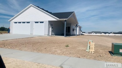 2021 Parade of Home People Choice Winner Floor Plan - Aspen on Sand Creek Golf Course in Idaho - for sale on GolfHomes.com, golf home, golf lot