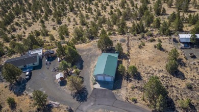 Discover the perfect getaway or build site in the highly sought- on  in Oregon - for sale on GolfHomes.com, golf home, golf lot
