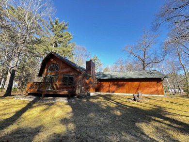 TImber Ridge Half-Log Home on Timber Ridge Golf Club in Wisconsin - for sale on GolfHomes.com, golf home, golf lot