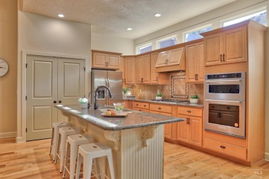 Now Available! Discover this rare Banbury Golf Course patio home on BanBury Golf Club in Idaho - for sale on GolfHomes.com, golf home, golf lot