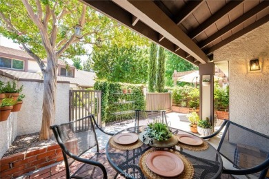 Charming 3-bedroom townhome in the highly sought-after Valencia on Vista Valencia Golf Course in California - for sale on GolfHomes.com, golf home, golf lot