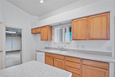 OWNED SOLAR! This move-in-ready 3 bed, 2 bath home is located in on Valle Vista Golf Course in Arizona - for sale on GolfHomes.com, golf home, golf lot