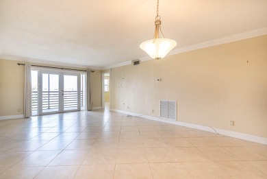 Don't miss this corner two-bedroom, two-bath condo in Sunrise on Sunrise Lakes Phase IV Golf Course in Florida - for sale on GolfHomes.com, golf home, golf lot