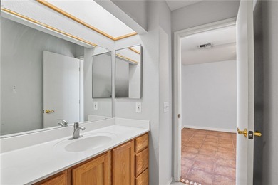 OWNED SOLAR! This move-in-ready 3 bed, 2 bath home is located in on Valle Vista Golf Course in Arizona - for sale on GolfHomes.com, golf home, golf lot