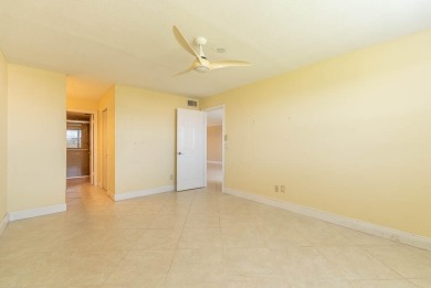 Don't miss this corner two-bedroom, two-bath condo in Sunrise on Sunrise Lakes Phase IV Golf Course in Florida - for sale on GolfHomes.com, golf home, golf lot