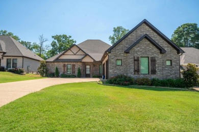 Welcome to 301 Arlington Park Drive, nestled in one of Hot on Hot Springs Golf and Country Club in Arkansas - for sale on GolfHomes.com, golf home, golf lot