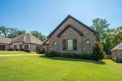 Welcome to 301 Arlington Park Drive, nestled in one of Hot on Hot Springs Golf and Country Club in Arkansas - for sale on GolfHomes.com, golf home, golf lot