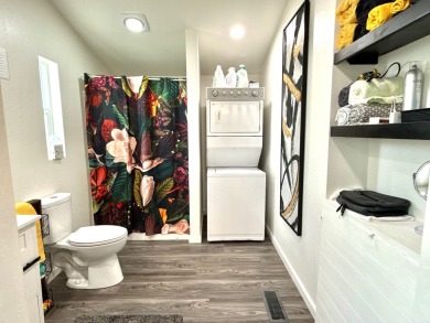 Fabulously remodeled FURNISHED home! Oversized main bedroom on Viewpoint Golf Resort in Arizona - for sale on GolfHomes.com, golf home, golf lot