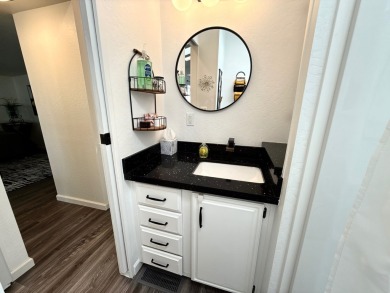 Fabulously remodeled FURNISHED home! Oversized main bedroom on Viewpoint Golf Resort in Arizona - for sale on GolfHomes.com, golf home, golf lot