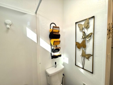 Fabulously remodeled FURNISHED home! Oversized main bedroom on Viewpoint Golf Resort in Arizona - for sale on GolfHomes.com, golf home, golf lot