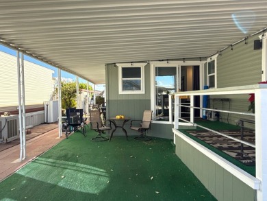 Fabulously remodeled FURNISHED home! Oversized main bedroom on Viewpoint Golf Resort in Arizona - for sale on GolfHomes.com, golf home, golf lot