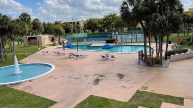 **SPACIOUS AND BRIGHT 3/2 - COMPLETELY RENOVATED FIRST FLOOR on Inverrary Country Club in Florida - for sale on GolfHomes.com, golf home, golf lot
