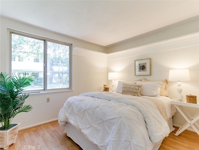 (Mutual 15-2-B)... WOW!  JUST TAKE A LOOK AT ME NOW!!  Freshly on Leisure World Seal Beach Golf Course in California - for sale on GolfHomes.com, golf home, golf lot