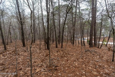 Nice interior lot located in the gated community of Seven Lakes on Seven Lakes Country Club in North Carolina - for sale on GolfHomes.com, golf home, golf lot