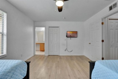 Welcome to your perfect Florida retreat! Just 30 minutes from on Highlands Reserve Golf Club in Florida - for sale on GolfHomes.com, golf home, golf lot