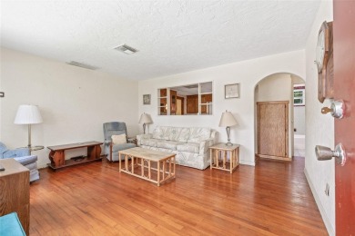 Welcome to one of Clearwater's most coveted neighborhoods, the on Clearwater Executive Golf Course in Florida - for sale on GolfHomes.com, golf home, golf lot