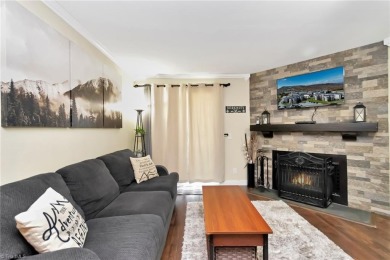 Looking to spend time in a cool climate? Summer temps on Beech on Beech Mountain Club in North Carolina - for sale on GolfHomes.com, golf home, golf lot