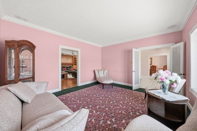 Elegant one-owner custom all-brick home in Hopkinsville offering on Hopkinsville Golf and Country Club in Kentucky - for sale on GolfHomes.com, golf home, golf lot