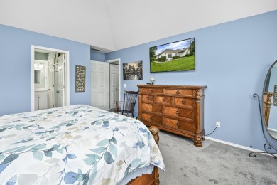 ***PRICED TO SELL***ONE LEVEL 3-bedroom, 2-bath home located in on Pointe Royale Village Country Club in Missouri - for sale on GolfHomes.com, golf home, golf lot