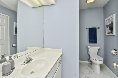 ***PRICED TO SELL***ONE LEVEL 3-bedroom, 2-bath home located in on Pointe Royale Village Country Club in Missouri - for sale on GolfHomes.com, golf home, golf lot