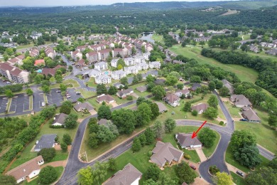***PRICED TO SELL***ONE LEVEL 3-bedroom, 2-bath home located in on Pointe Royale Village Country Club in Missouri - for sale on GolfHomes.com, golf home, golf lot