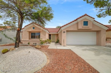 CHARMING AGE-QUALIFIED 'SUN CITY SUMMERLIN' SINGLE STORY W/ LG on Highland Falls Golf Club in Nevada - for sale on GolfHomes.com, golf home, golf lot