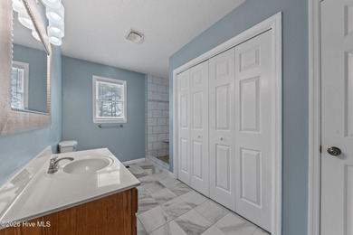 Welcome to easy living in this comfortable 1800 square foot on Deercroft Golf and Country Club in North Carolina - for sale on GolfHomes.com, golf home, golf lot