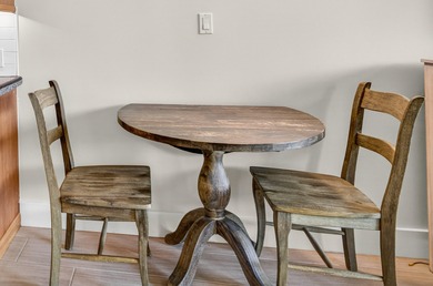 Located in Lasata at Sandestin, this charming ground-floor on Sandestin Golf and Beach Resort - Raven in Florida - for sale on GolfHomes.com, golf home, golf lot