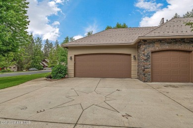 RECENTLY REMODELED SINGLE-LEVEL HAVEN IN DESIRABLE FOREST HILLS on Hayden Lake Country Club in Idaho - for sale on GolfHomes.com, golf home, golf lot